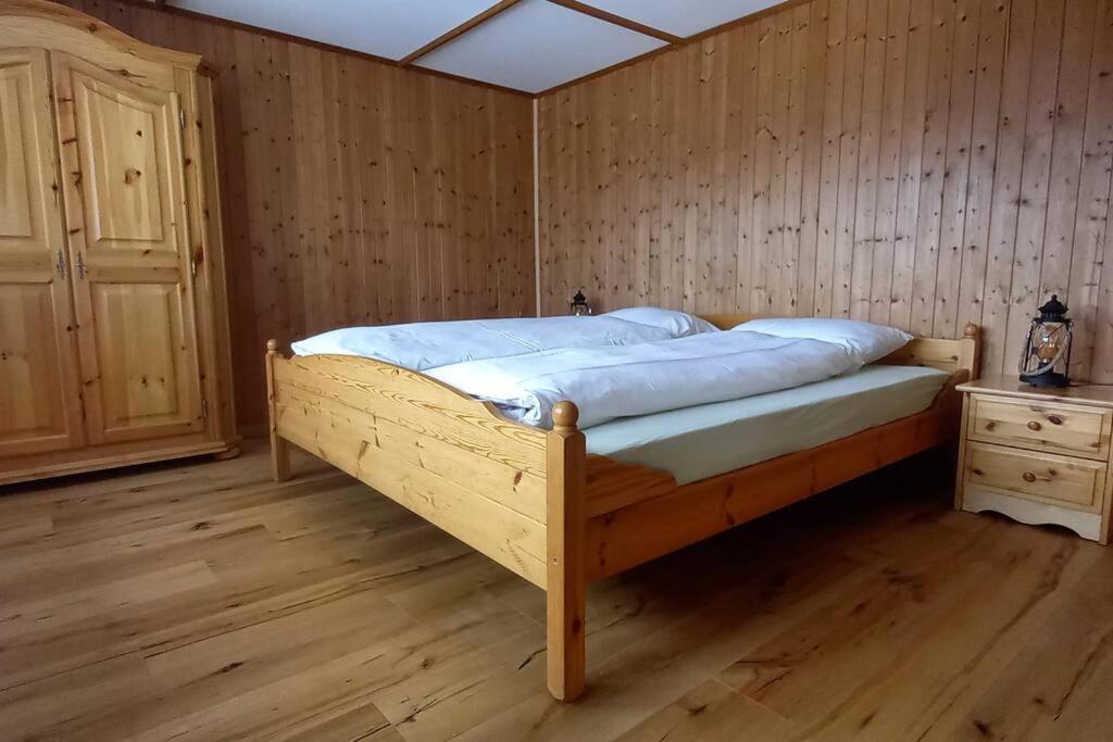 Kaenzeli - Ferienwohnung Mit Traumaussicht Beatenberg Exteriér fotografie